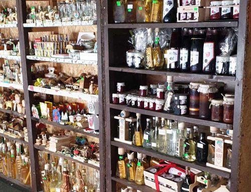 Proizvodnja suvenira od drveta do keramike